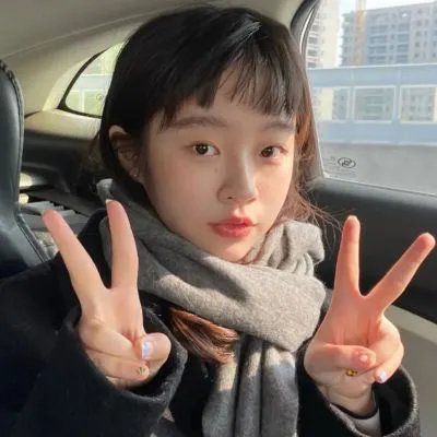 女收藏家封面